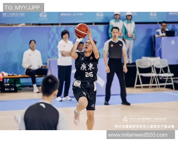 明星篮球场上的精彩瞬间与背后的故事揭秘